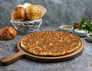 Ламаджо с говядиной 1 шт.